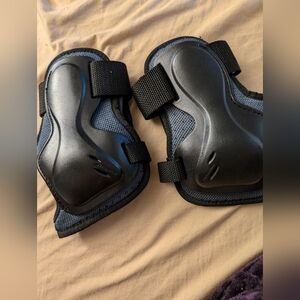 Rollerblade wrist guards/protectors teen/adults **